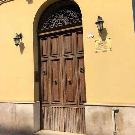 Elena Rooms Taranto Ngoại thất bức ảnh